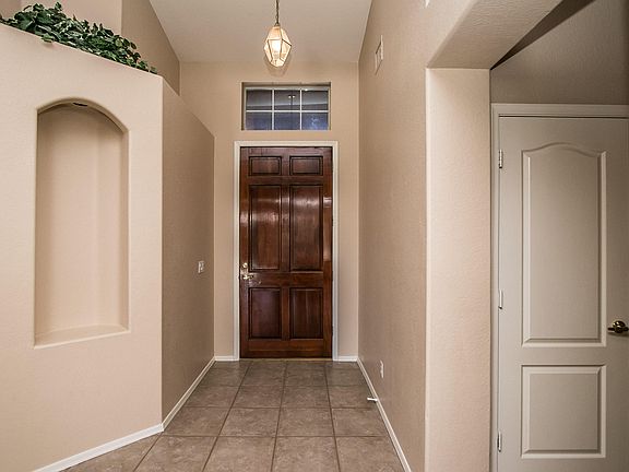 4th image of 319 W Calle De Caballos