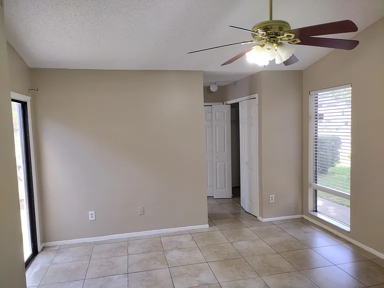 629 Golden Sunshine Cir — Photo 60