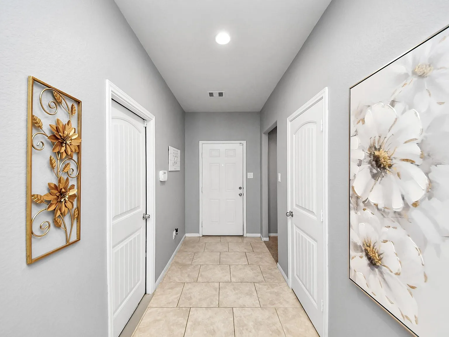 4 bed, 2.0 bath, 2094 sqft, $2,390 — Photo 3