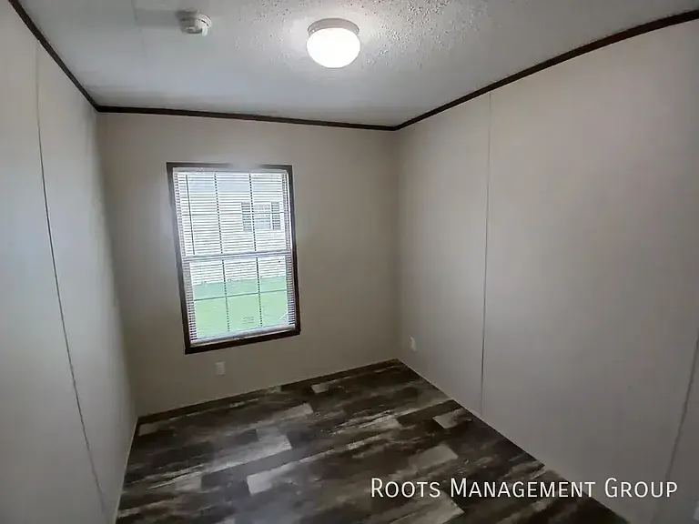 410 Carriage Lane Est #410 — Photo 5