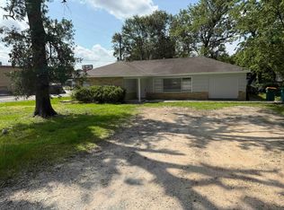903 Callahan Ave, Conroe, TX 77301
