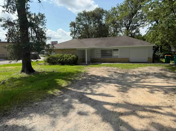 903 Callahan Ave, Conroe, TX 77301