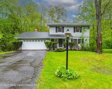 14 Woodland Drive, New Paltz, NY, 12561
