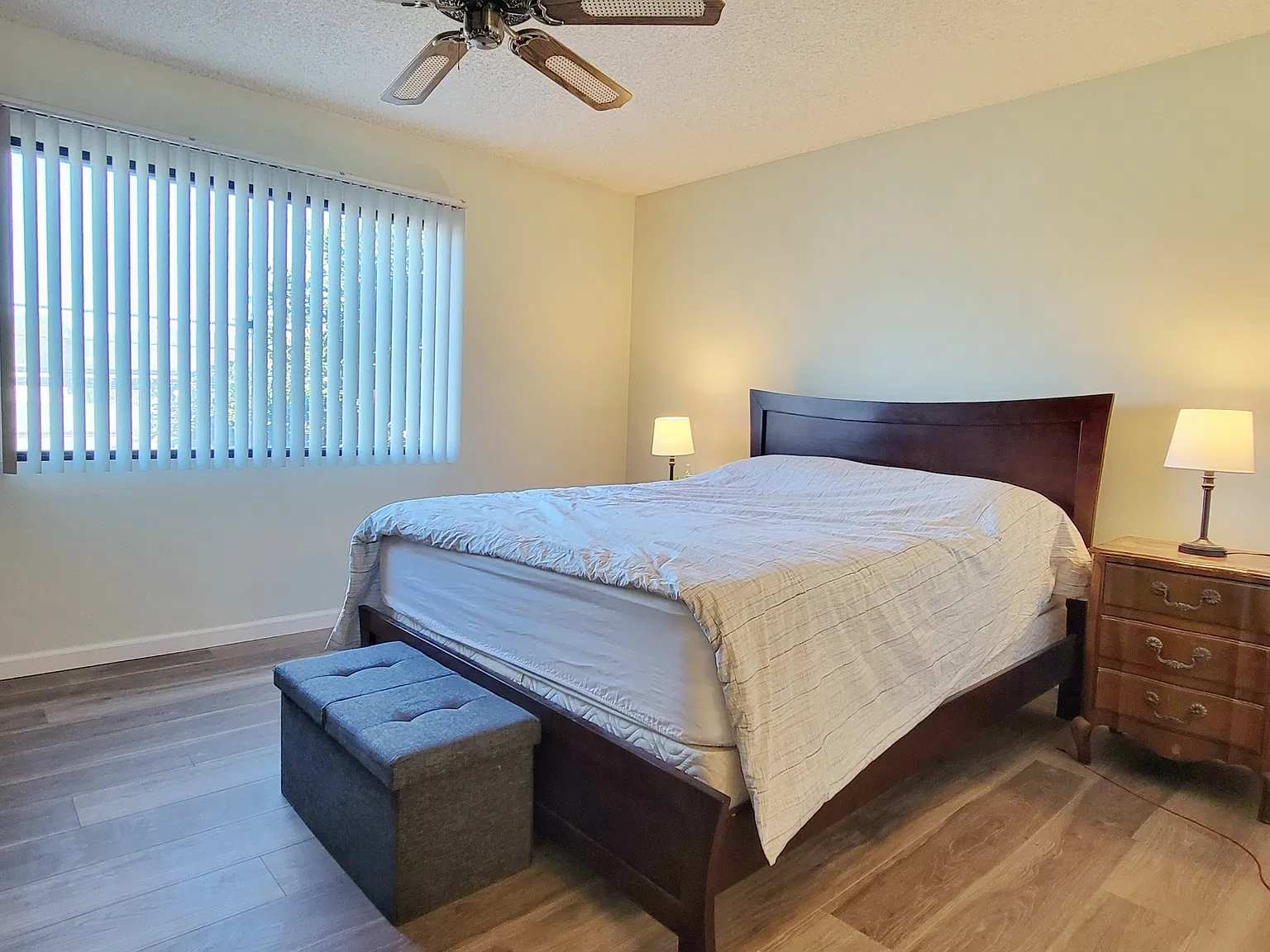2 bed, 2.5 bath, 1287 sqft, $3,100 — Photo 4