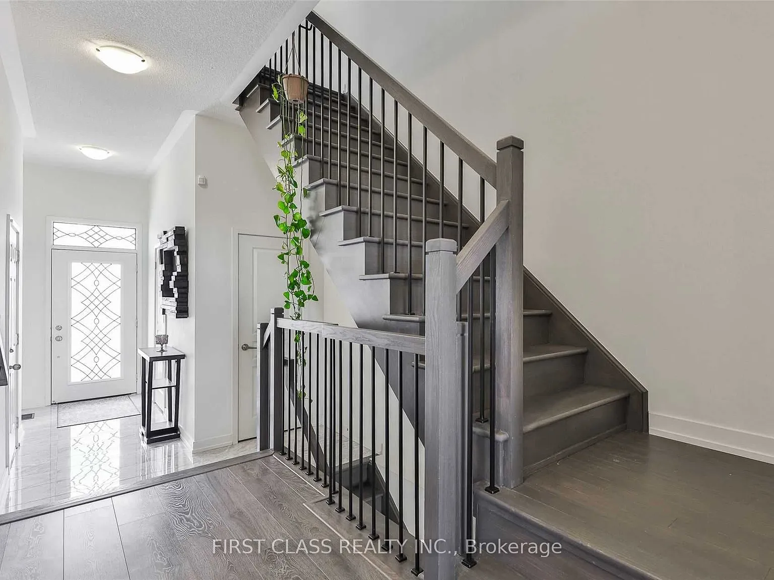 4 bed, $3,800 — Photo 4