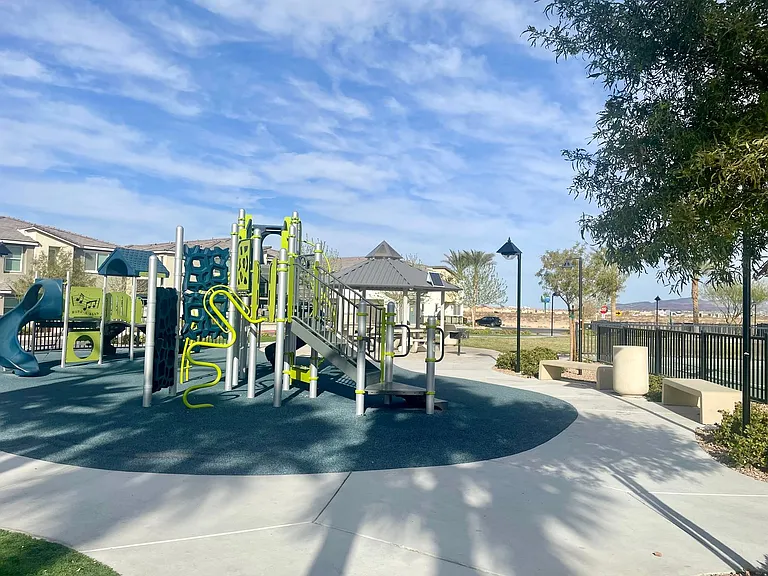 12243 Radiant Sunrise Rd #4 — Photo 33