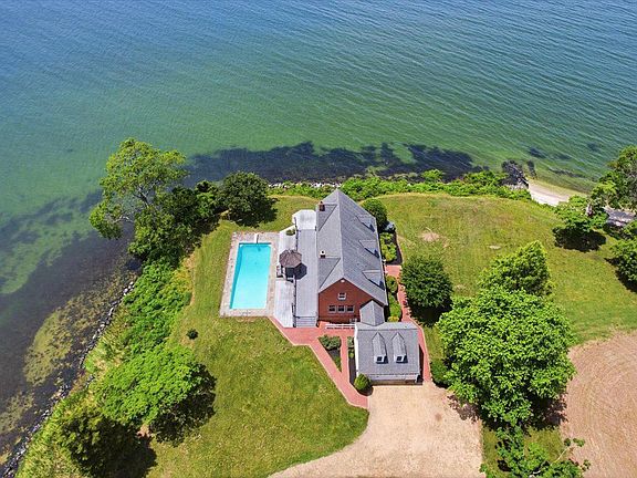 2nd image of 2070 Turner Rd
