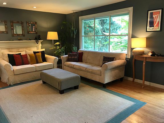 Living room with lots of light