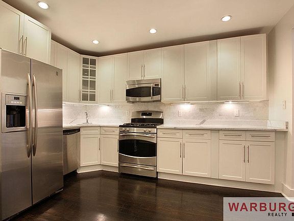 2nd image of 555 Lenox Ave APT 1A