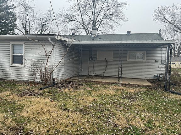 3rd image of 4609 Karen Dr