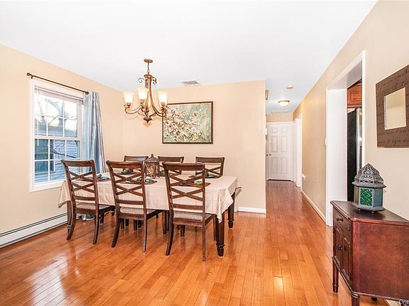 5th image of 11 N Perkins Ave