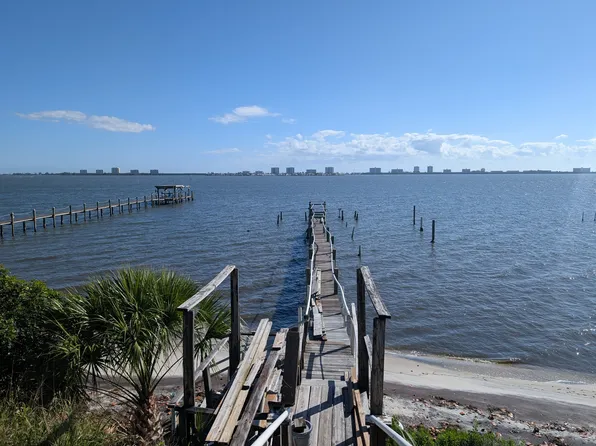 9 Pleasant View Dr #9, Jensen Beach, FL 34957