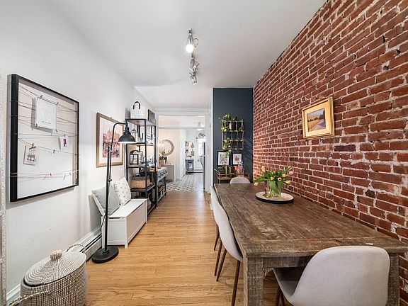 4th image of 360 8th St APT 4