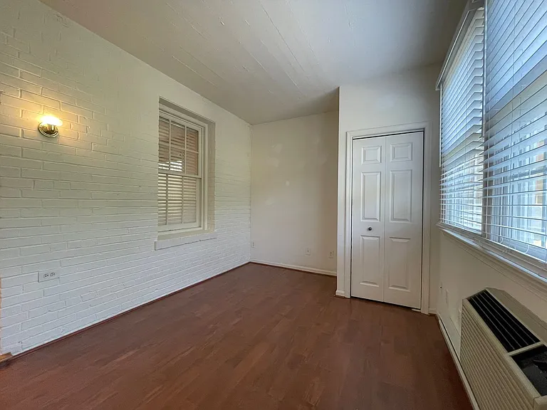 2614 41st Street NW — Photo 26