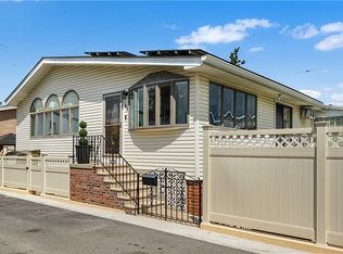 62 Dare Ct, Brooklyn, NY 11229