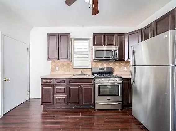 49 Livingston Ave #1 — Photo 6