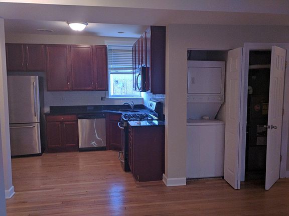 2nd image of 4642 N Albany Ave APT 1E