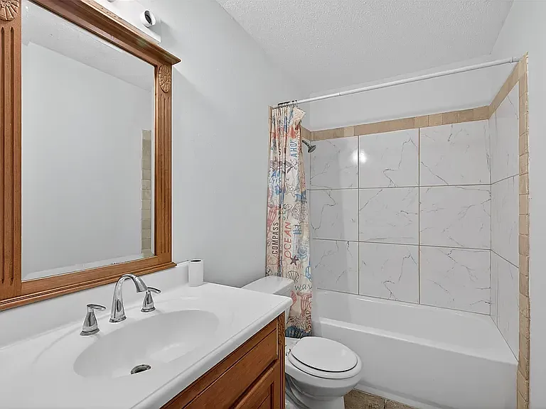 1422 Lampkin St — Photo 3