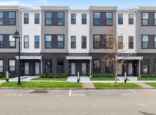 200 Balsam St #208, Kearny, NJ 07032