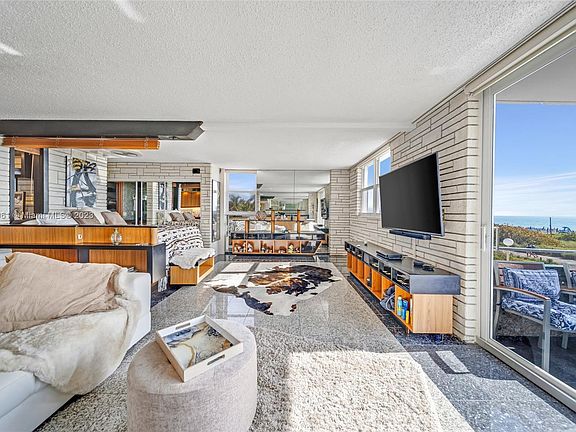 4th image of 465 Ocean Dr APT 317
