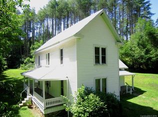 72 Sams Rd, Weaverville, NC 28787