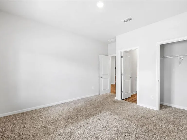 5021 Silver Canoe Way — Photo 7