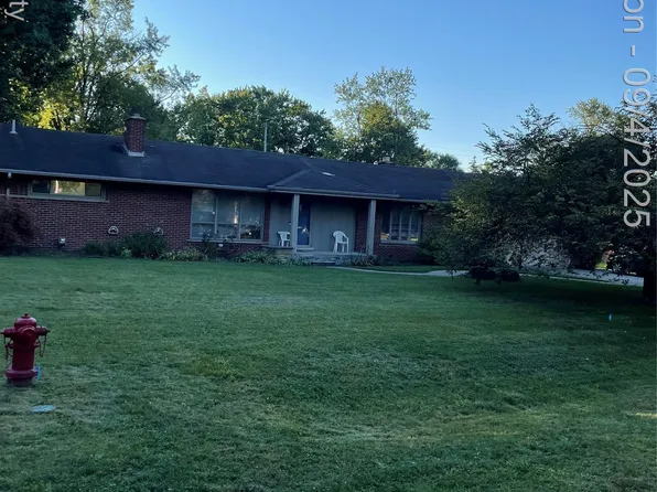 28264 Bayberry Rd, Farmington Hills, MI 48331