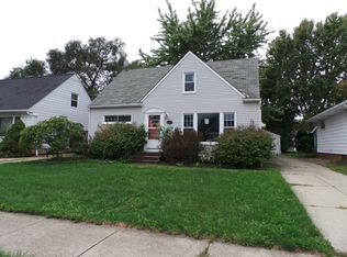 358 Clarmont Rd, Eastlake, OH 44095