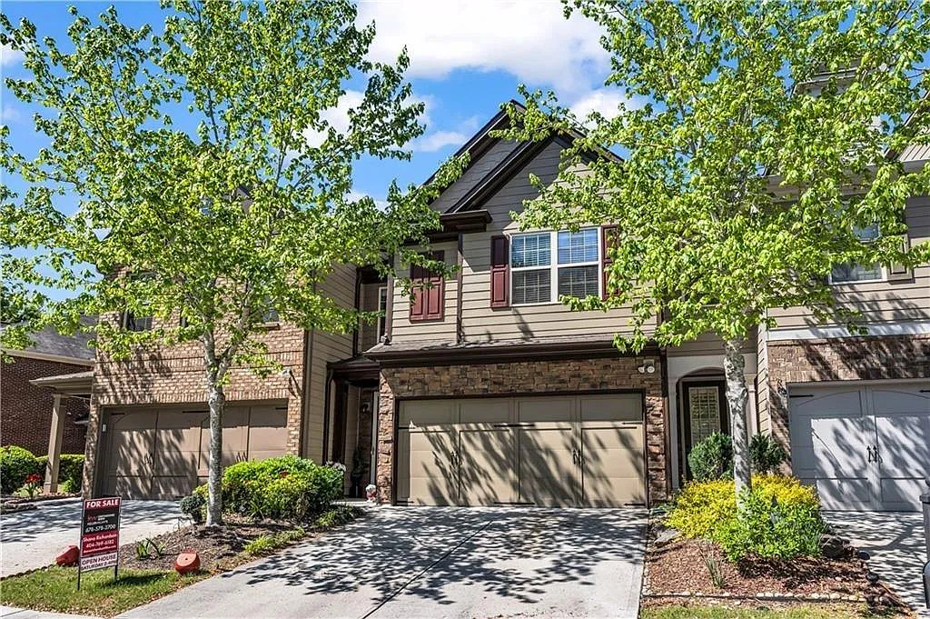 3 bed, 2.5 bath, 1987 sqft, $2,295 — Photo 1