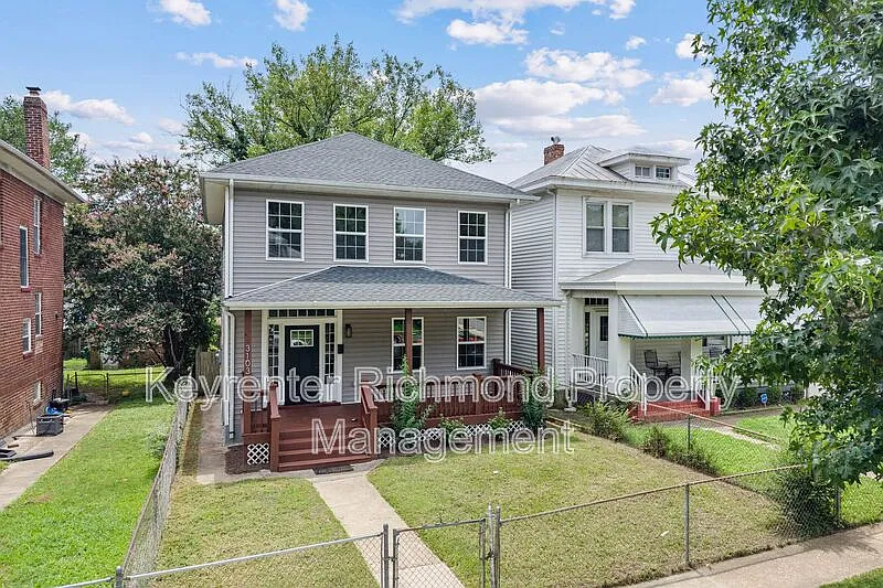 3 bed, 2.5 bath, 1572 sqft, $2,500 — Photo 2