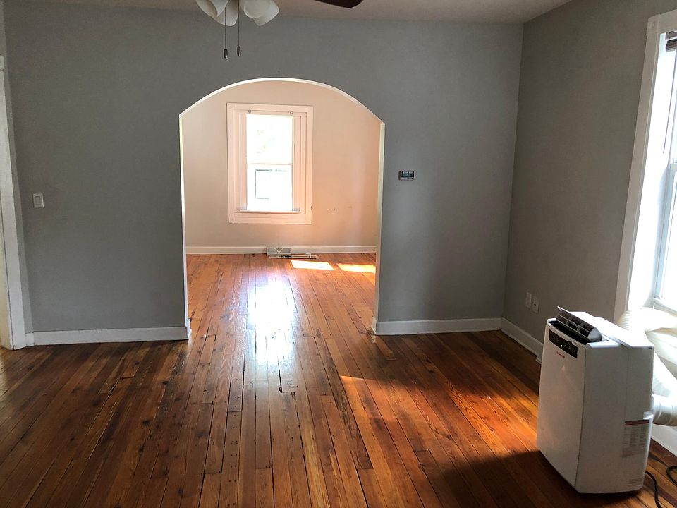 Another large living area.