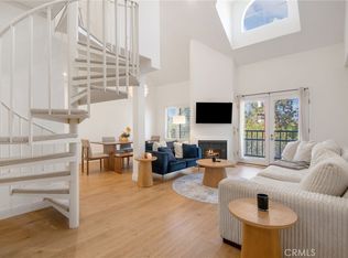 13220 Valleyheart Dr Unit 305, Studio City, CA 91604