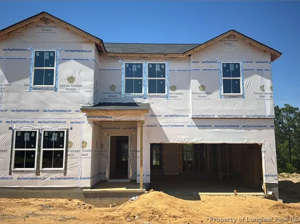 95 Colorado Ct, Spring Lake, NC 28390