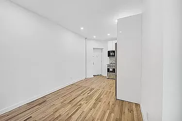 Rented by Living New York