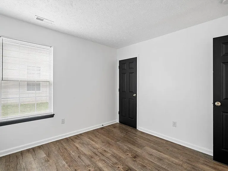 1429 Softwind Dr — Photo 20