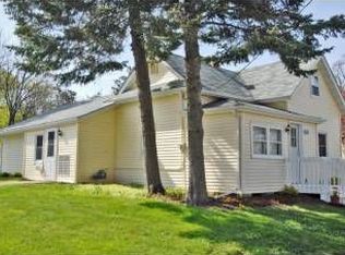 6131 Exchange St, Mc Farland, WI 53558