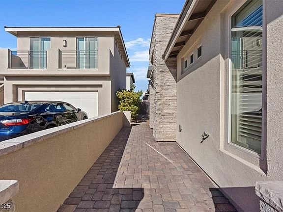 4th image of 4303 Sunrise Flats St