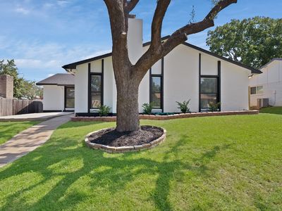 3410 Country Club Dr, Grand Prairie, TX, 75052