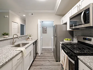 Bishops View Apartments and Townhomes