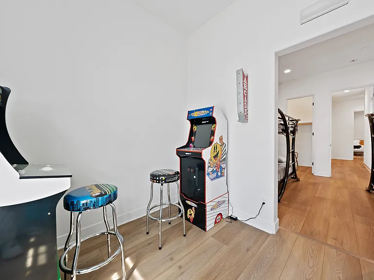80262 Champions Way — Photo 32
