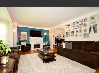 3325 N Newcastle Ave, Chicago, IL 60634