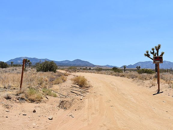 2nd image of Avenue Ave #Y
