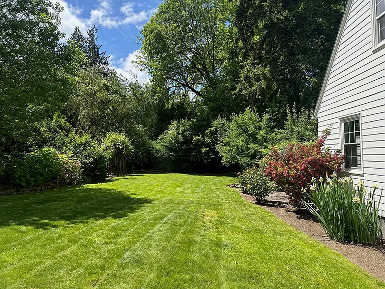 6434 SW Vermont St — Photo 20