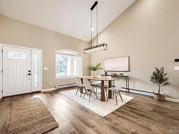 3rd image of 2539 Lake Meadow Drive