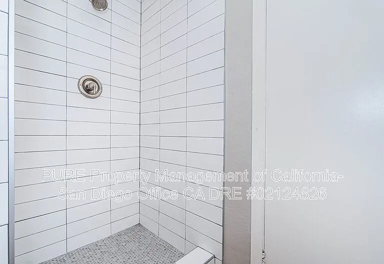 1051.5 Grand Ave — Photo 9