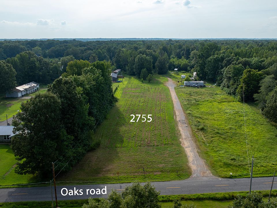 1st image of 2755 Oaks Rd