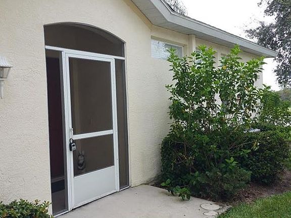 3rd image of 2031 Acadia Greens Dr