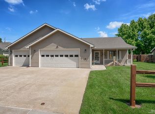 1413 Kaci Ct, Salina, KS 67401