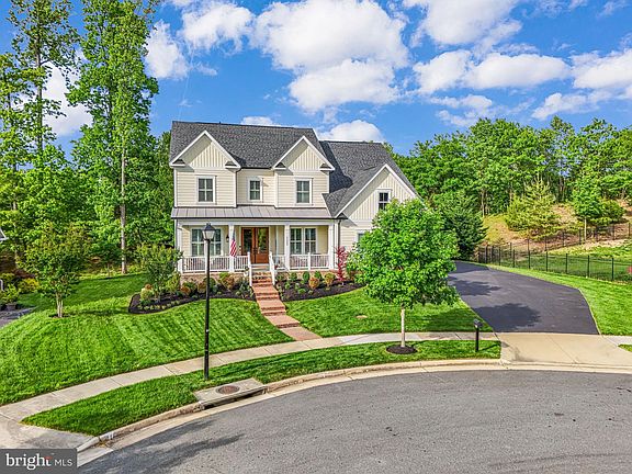 5th image of 17063 Belle Isle Dr