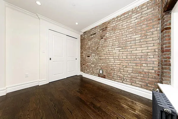 Rented by REAL New York | media 16